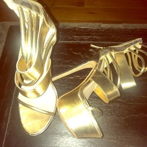 Bebe heels sz6